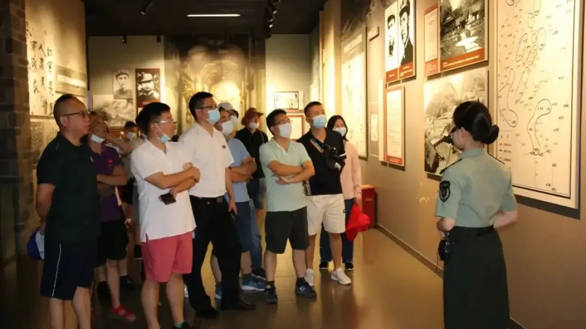 Zunyi travel: Explore the Long March, cast electric general iron army